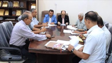 وكيل محافظة عدن يتفقد مستوى إنجاز مشاريع دار سعد ويشيد بأداء السلطة المحلية