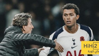 15 دقيقة.. مباراة متوازنة بين مانشستر يونايتد و توتنهام