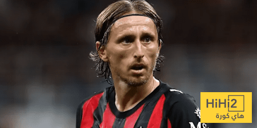 ميلان يستهدف التجديد لمودريتش