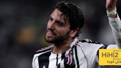 عين على لوكاتيلي في مباراة تورينو