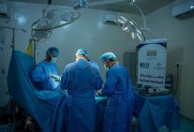 اختتام المرحلة الرابعة من مشروع زراعة المفاصل الصناعية في هيئة مستشفى مأرب