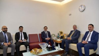 السفير بحاح يزور المنظمة العربية للعلوم الإدارية بالقاهرة