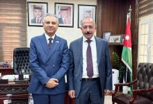السفير فقيرة يبحث مع مسؤول أردني العلاقات الثنائية بين البلدين