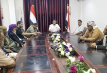 العامر يلتقي مشايخ وأعيان مقبنة ويطلق مشروع بئر ارتوازية يخدم أكثر من 10 آلاف نسمة