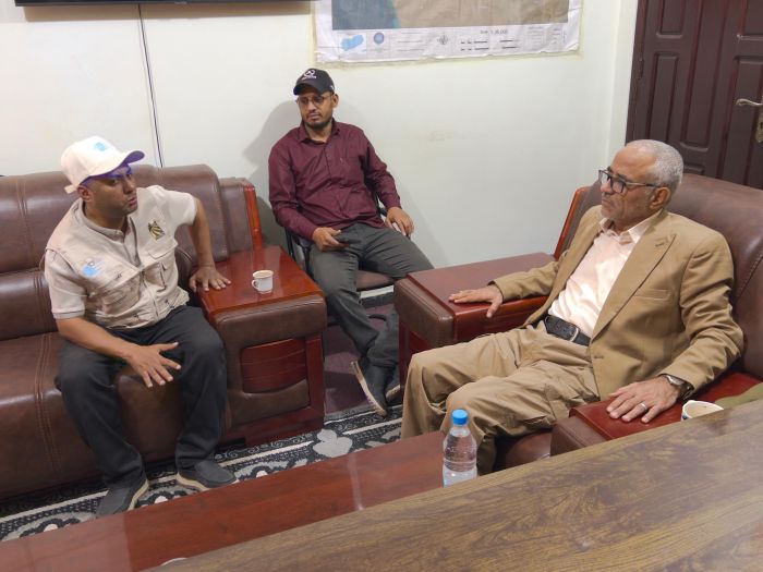 المسعودي يبحث مع منسق برنامج التنمية الإنسانية تنفيذ المرحلة الثالثة من مبادرة تعزيز التغذية المدرسية بالمخا