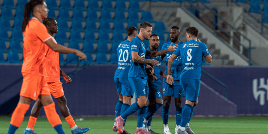 الهلال يجهز لاعبه قبل العودة