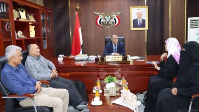 الوزير الاشول يناقش مع رئيسة الجهاز المركزي للإحصاء آليات تحديث قاعدة بيانات المنشآت الصناعية والتجارية