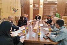 الوزير بحيبح يناقش مع فريق من وزارة الخارجية البريطانية الترتيبات الفنية لمؤتمر المانحين الصحي