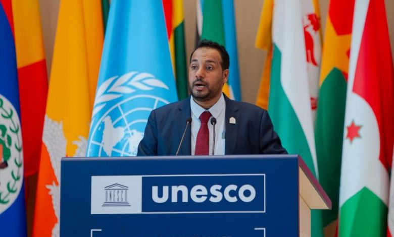اليمن يؤكد حرصه على تعزيز التعاون مع اليونسكو في مجالات التعليم والثقافة وصون التراث