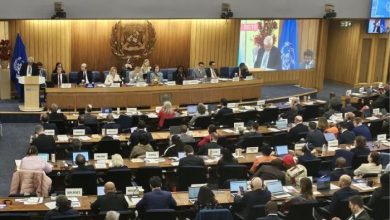 اليمن يجدد التزامه بالسلام ويدعو لمواجهة الإرهاب الحوثي والإيراني في الممرات البحرية