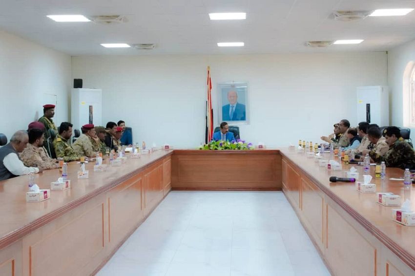 امنية شبوة تناقش عدداً من القضايا المتصلة بعمل الاجهزة الامنية بالمحافظة