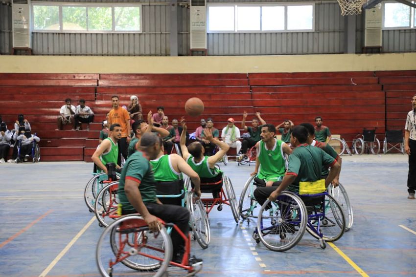 انطلاق منافسات البطولة الوطنية الأولى لكرة السلة للكراسي المتحركة لذوي الإعاقة بعدن