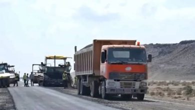 بدء أعمال الاسفلت في المقطع الثاني من طريق النصر الزراعي