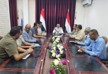 برئاسة محافظ الحديدة وباجيل.. اجتماع لمناقشة استكمال إحياء الذكرى الثامنة لثورة 2 ديسمبر