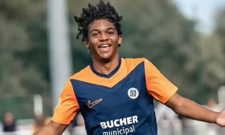 برشلونة ينافس أرسنال على موهبة فرنسية