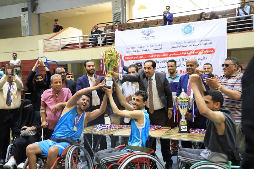 تتويج منتخبي صنعاء للرجال والسيدات بالبطولة الوطنية الأولى لكرة السلة للكراسي المتحركة