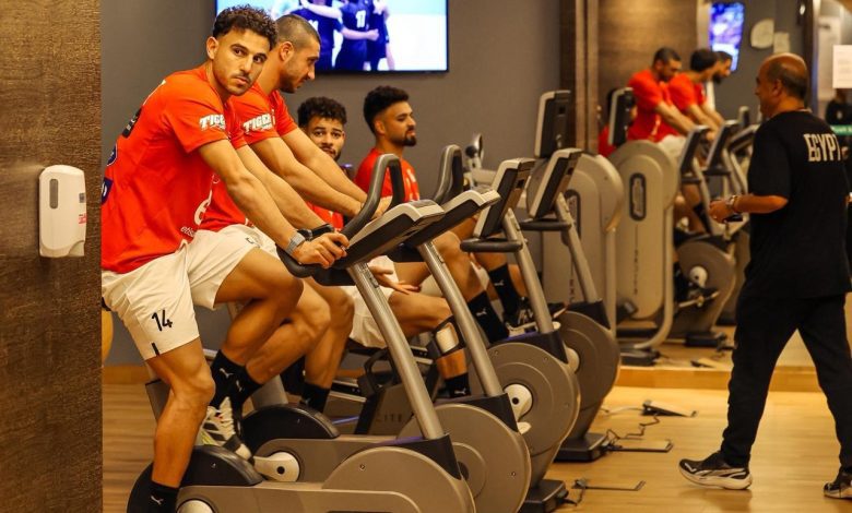 تدريبات استشفائية لمنتخب مصر استعدادًا لودية أوزبكستان  – كل الكورة