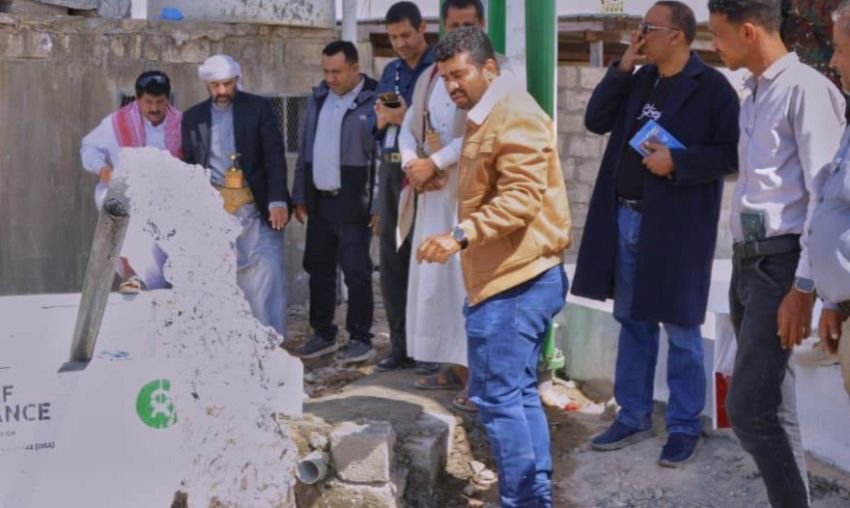 تدشين مشروع مياه القطاع السادس بمخيم الجفينة للنازحين بمأرب