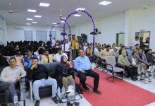 تكريم وتسليم حقائب التوليد لـ 23 خريجة من برنامج (قابلة تقني) بوادي حضرموت