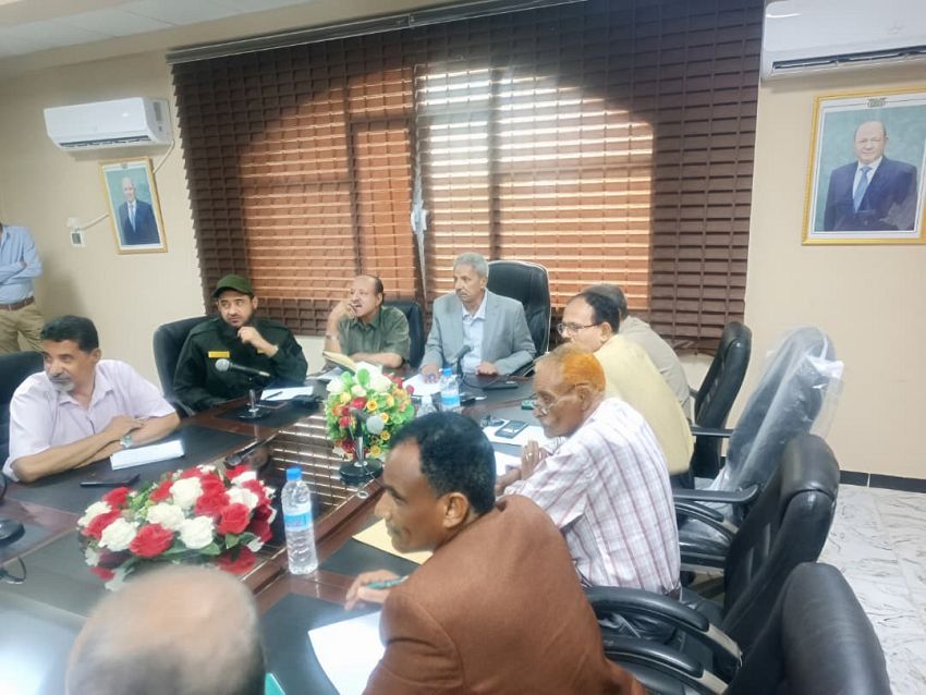 تنفيذي لحج يعقد اجتماعاً استثنائياً ويقر حزمة من القرارات لتعزيز الأداء المؤسسي والإصلاح المالي والإداري