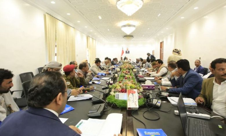 تنفيذي مأرب يناقش خطة التنمية الاقتصادية والاجتماعية ويقر كتاب الاحصاء وثيقة مرجعية للبيانات الرسمية الموحدة