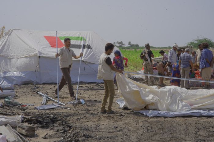 خلية الأعمال الإنسانية تقدم دعمًا طارئًا لأسر متضررة من حريق في الخوخة