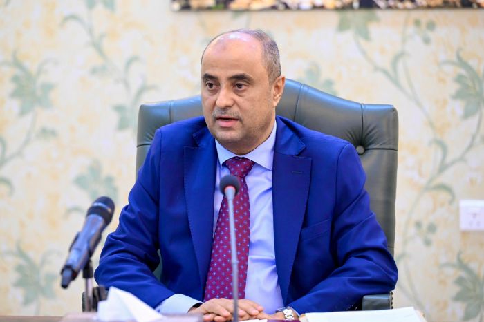 رئيس الوزراء: سنمضي في تنفيذ الإصلاحات وعلاقتنا بمجلس القيادة تكامل لا تداخل