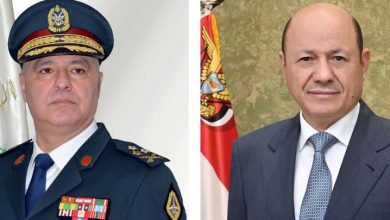 رئيس مجلس القيادة الرئاسي يهنئ بذكرى استقلال لبنان