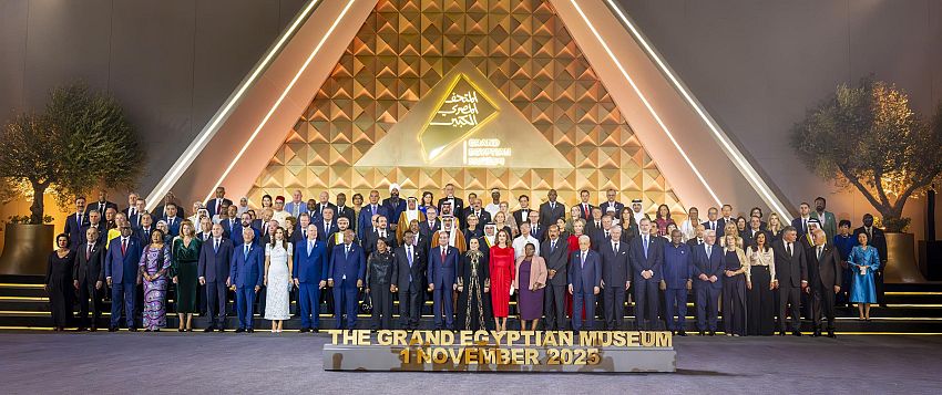 رئيس مجلس القيادة يشارك في افتتاح المتحف المصري الكبير بحضور دولي حاشد