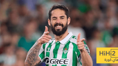 صورة – بيتيس يعلن عن التجديد لإيسكو بطريقة مبتكرة