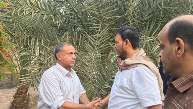 عضو مجلس القيادة الرئاسي، الدكتور عبدالله العليمي يعزي رئيس جامعة عدن في وفاة حفيده