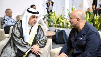 عضو مجلس القيادة طارق صالح يلتقي وزير النفط الكويتي