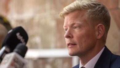 غروندبرغ: استمرار احتجاز موظفي الأمم المتحدة لدى الحوثيين يعرقل إيصال المساعدات الإنسانية