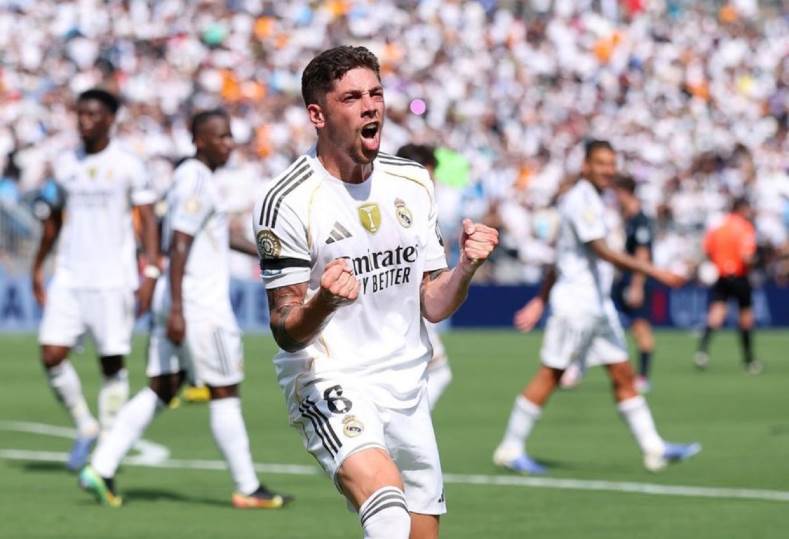 فيديريكو فالفيردي لاعب ريال مدريد