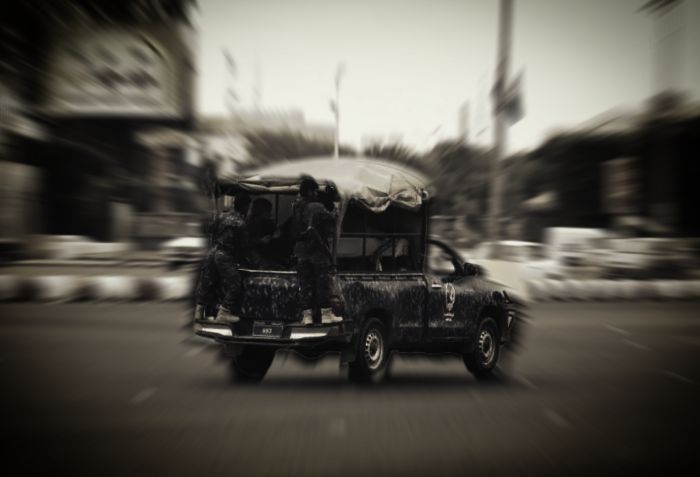 فرنسية وبريطانية وهولندية.. المليشيا تداهم مقرات ثلاث منظمات في صنعاء