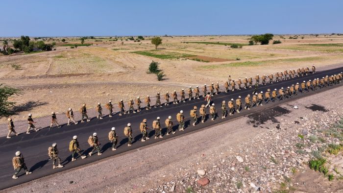 فيديو| الدورة الثانية صاعقة الخاصة بالمقاومة الوطنية تنفذ تمرين مسير ليلي ونهاري لمسافة 100 كيلو