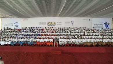 فيديو| "فرحة وطن".. لوحة مليئة بالبهجة والأمل يرسمها 500 عريس وعروس بالمخا