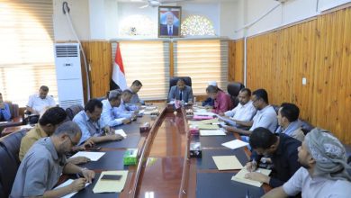 لجنة المناقصات بوادي حضرموت تفتح مظاريف عدد من المشاريع في القطاع التعليمي