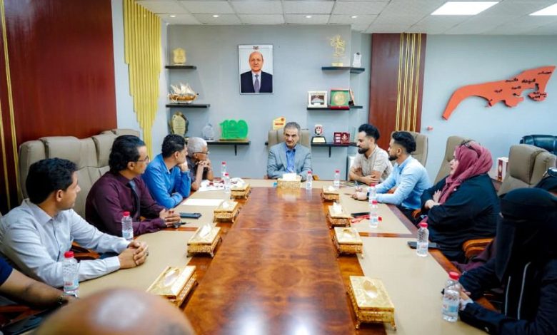 لملس يطلع على الاستعدادات لتنظيم مهرجان عدن للشعوب والتراث الدولي