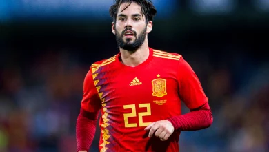 ماذا قال مدرب إسبانيا عن إمكانية مشاركة إيسكو في كأس العالم؟