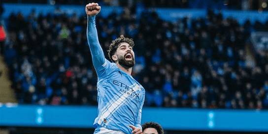 مانشستر سيتي يضيف الهدف الثاني في شباك ليدز