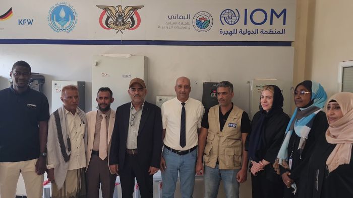 محمود والمسعودي يفتتحان آبارًا إضافية لتعزيز مشروع مياه المخا الرئيسي بدعم ألماني