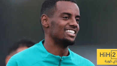 مركز جديد لـ إيزاك مع ليفربول