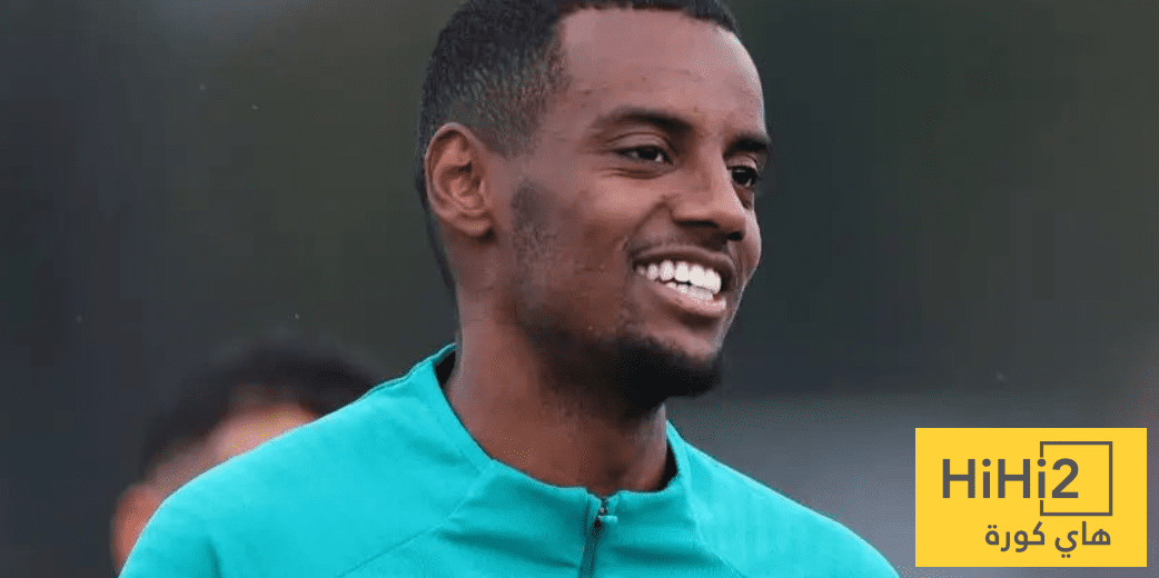 مركز جديد لـ إيزاك مع ليفربول