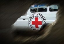 مليشيا الحوثي تقتحم مقر الصليب الأحمر في صنعاء وتختطف رئيسة البعثة وعددًا من الموظفين