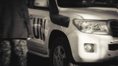 مليشيا الحوثي تنهب أربع سيارات أممية بينها مدرعتان في صنعاء