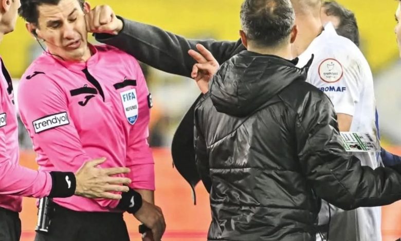 من هو خليل أوموت حكم نهائي السوبر بين الأهلي والزمالك؟ – كل الكورة