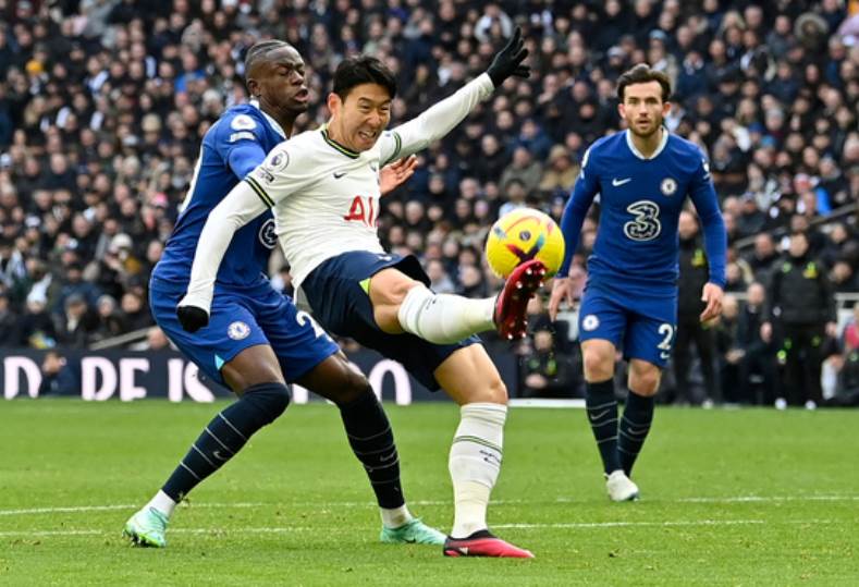 توتنهام ضد تشيلسي