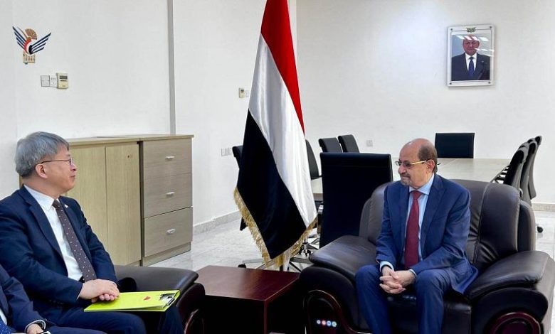 وزير الخارجية يلتقي السفير الكوري