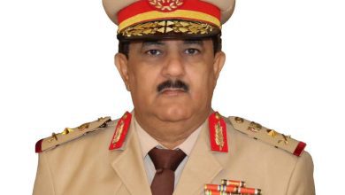 وزير الدفاع يطمئن على سلامة محافظ تعز وقائد محور طور الباحة ويؤكد تشكيل لجنة للتحقيق